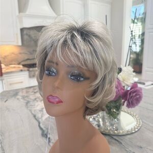 Leslie Wig by Paula Young New with tags and box comes with wig stocking cap